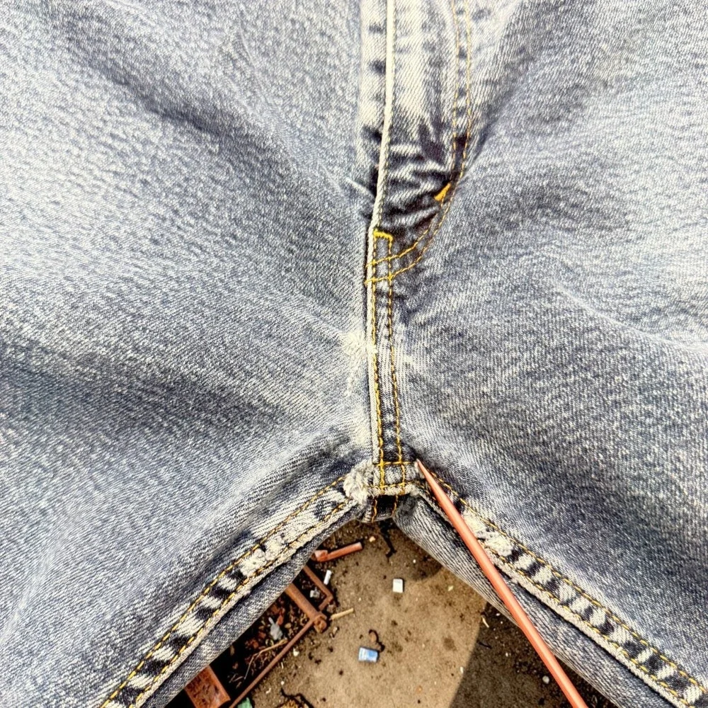 Levi's 514 Jeans Mens 36x30 Distressed Grunge Destroyed Thrashed Y2K Streetwear